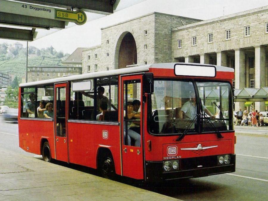  Neoplan N407 SKI 1983 года  (фото 3 из 3)